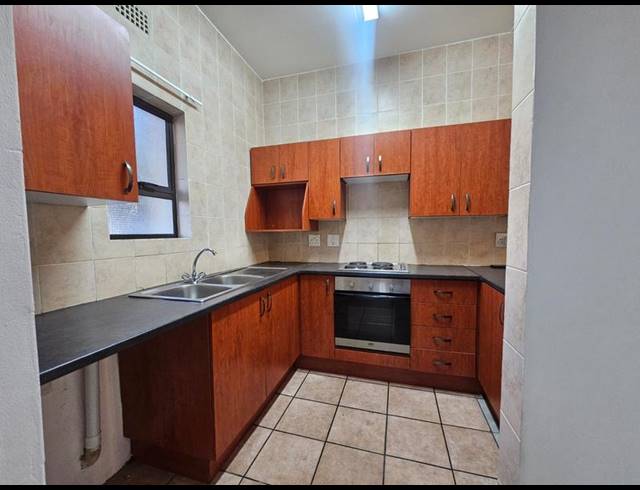 2 BEDROOM PROPERTY TO RENT IN LONEHILL